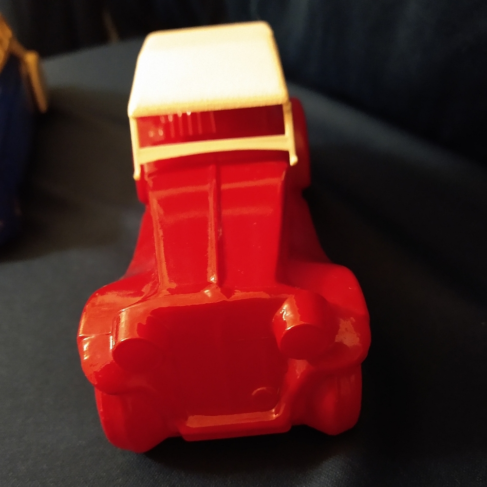 Lot of 2 Vintage Avon Car After Shave Bottles Empty - Picture 3 of 6